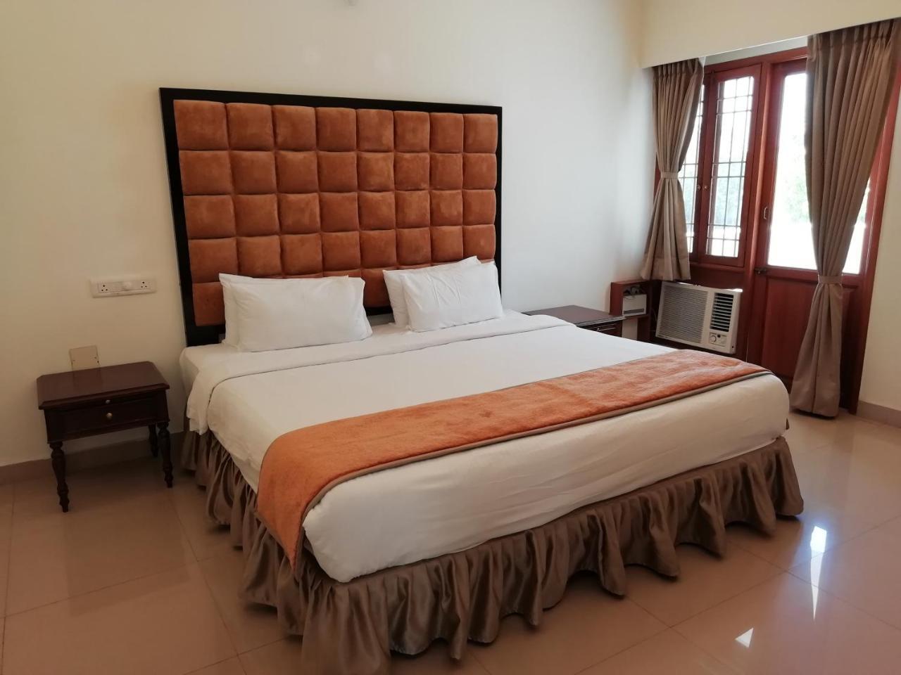 Hotel La Grace Integral Retreat Pondicherry Exterior foto